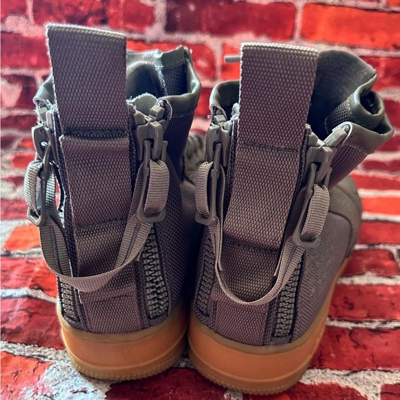 Nike Grey Air Force 1 SF - Picture 6 of 6